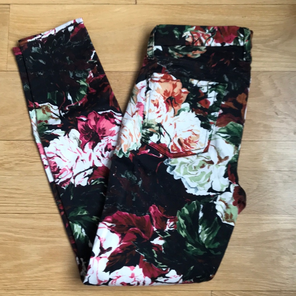 7 for all mankind jeans floral pants size 28